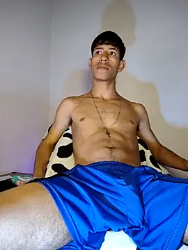 dareck 18 online show from March 23, 2026, 11:09 pm