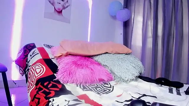 sweet cinamon online show from March 9, 2026, 5:50 pm