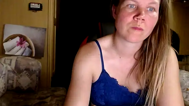 CallMeMaria online show from January 7, 2025, 8:21 pm