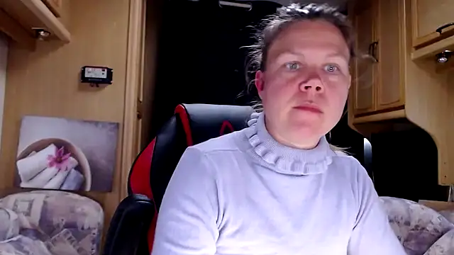 CallMeMaria online show from January 11, 2025, 1:53 pm