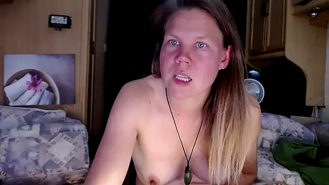 CallMeMaria online show from January 17, 2025, 5:08 pm