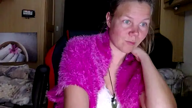 CallMeMaria online show from January 19, 2025, 7:15 pm