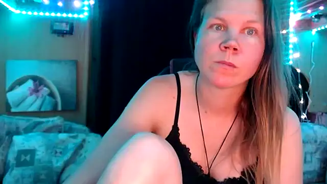 CallMeMaria online show from January 26, 2025, 4:09 pm