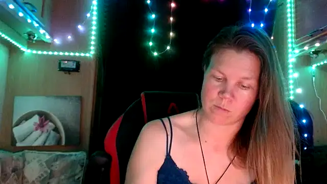 CallMeMaria online show from February 3, 2025, 8:13 pm