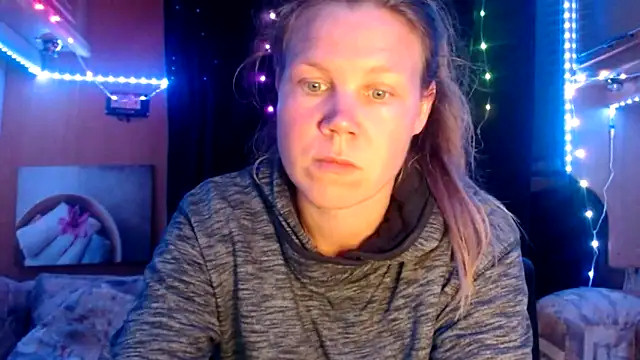 CallMeMaria online show from February 27, 2025, 8:20 pm