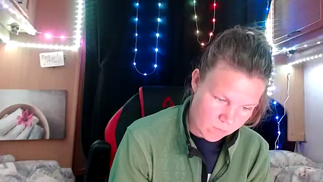 CallMeMaria online show from March 9, 2025, 7:26 pm