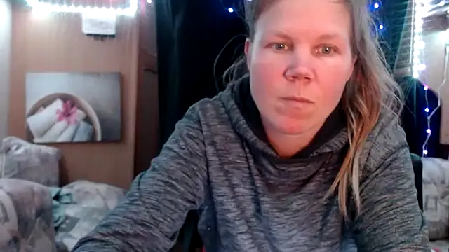 CallMeMaria online show from March 15, 2025, 8:32 pm