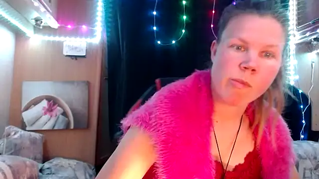 CallMeMaria online show from March 16, 2025, 5:17 pm