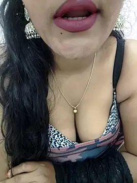 priya 00143 online show from December 2, 2025, 4:29 am