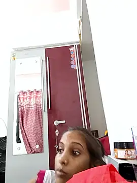 Hotty-Nidhi online show from September 10, 2025, 4:01 am