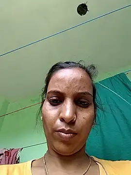 Hotty-Nidhi online show from May 19, 2026, 5:14 am
