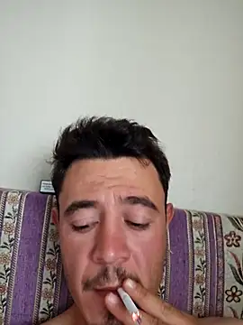 Snapshot of Thunderbolt121 chatting on November 11, 2025, 11:10 am Thunderbolt121 online show from November 11, 2025, 11:10 am