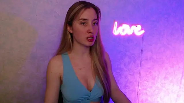 MiaMoore333 online show from March 9, 2025, 4:00 pm