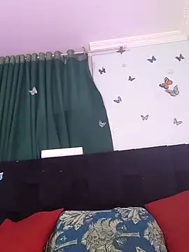 AlexaNovoa  online show from September 14, 2025, 11:04 pm