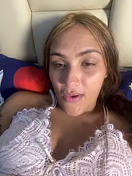 iamsara 21 online show from May 28, 2026, 5:10 pm