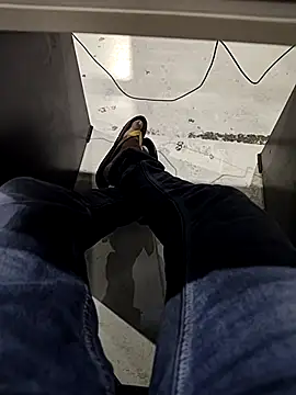 Snapshot of pmr1997 chatting on March 20, 2025, 8:19 pm pmr1997 online show from March 20, 2025, 8:19 pm