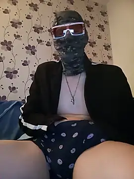 ThePython666 online show from March 11, 2025, 12:22 am