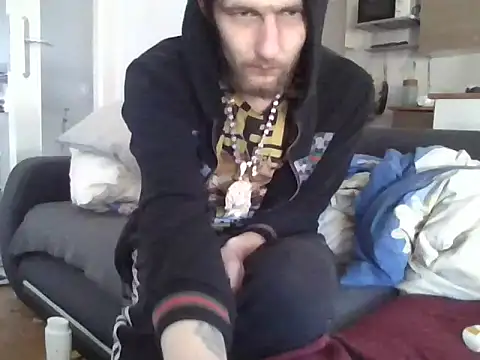 ThePython666 online show from March 18, 2025, 12:14 pm