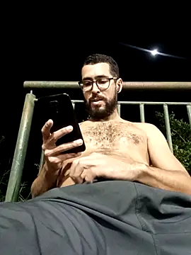 pdasgyn online show from April 28, 2026, 10:04 pm