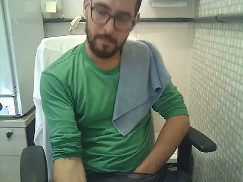 Snapshot of pdasgyn chatting on July 9, 2026, 1:37 pm pdasgyn online show from July 9, 2026, 1:37 pm
