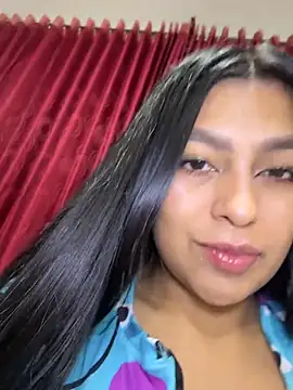 Snapshot of Tania_rendon chatting on February 2, 2026, 10:03 am Tania rendon online show from February 2, 2026, 10:03 am