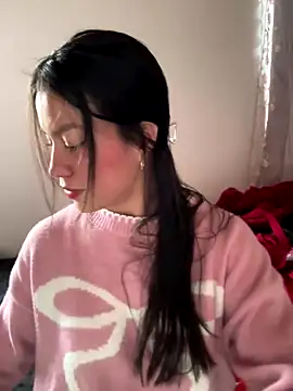 Snapshot of -Selene- chatting on September 27, 2025, 9:31 pm -Selene- online show from September 27, 2025, 9:31 pm