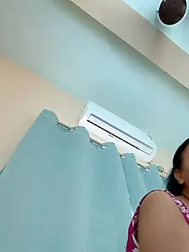 Snapshot of Arohi35 chatting on May 9, 2026, 1:22 am Arohi35 online show from May 9, 2026, 1:22 am