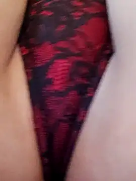 Snapshot of TiffiChantiT2 chatting on March 18, 2025, 9:20 am TiffiChantiT2 online show from March 18, 2025, 9:20 am