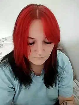 Snapshot of TiffiChantiT2 chatting on October 7, 2025, 10:12 am TiffiChantiT2 online show from October 7, 2025, 10:12 am