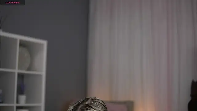 AnnastasiaMills online show from April 2, 2026, 7:11 pm