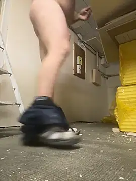 Snapshot of billybib83 chatting on October 31, 2025, 4:08 pm billybib83 online show from October 31, 2025, 4:08 pm