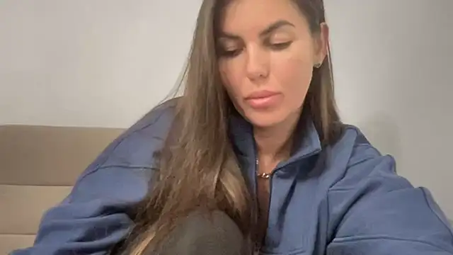 AngelinaMeov online show from September 28, 2025, 7:41 pm