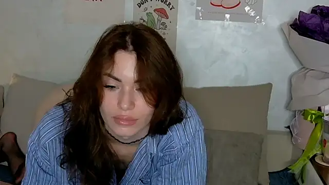 SweetDarling7 online show from June 9, 2026, 12:28 pm