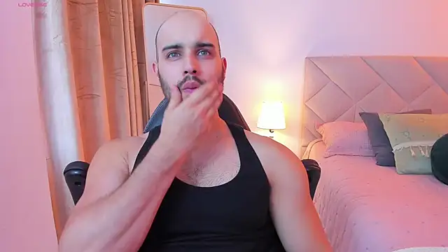 Snapshot of Chris_Alzate chatting on September 12, 2025, 10:10 pm Chris Alzate online show from September 12, 2025, 10:10 pm