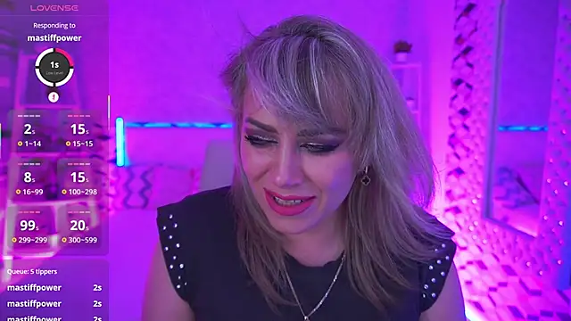 CandyLadyyy online show from May 30, 2026, 8:28 pm
