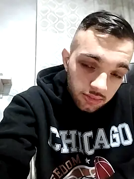 Snapshot of Francescodicristina44 chatting on February 3, 2026, 2:53 am Francescodicristina44 online show from February 3, 2026, 2:53 am