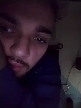 Snapshot of Francescodicristina44 chatting on February 11, 2026, 9:03 am Francescodicristina44 online show from February 11, 2026, 9:03 am