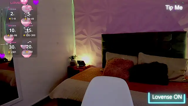 jenn cg online show from July 25, 2026, 7:22 pm