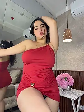 alisonnwalker2025 online show from May 6, 2026, 12:21 pm