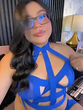 Snapshot of Alexa_Madisson chatting on June 16, 2026, 8:22 pm Alexa Madisson online show from June 16, 2026, 8:22 pm