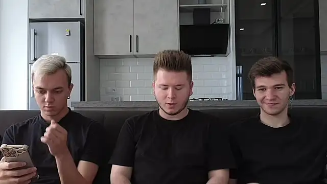 boys sobolisha online show from September 26, 2025, 10:41 am