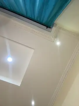 Ivelleee  online show from January 9, 2026, 10:55 pm