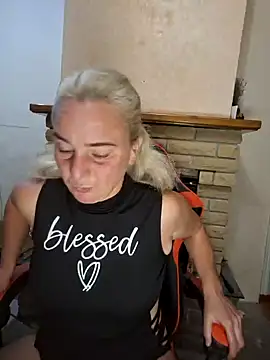 Snapshot of my_Kazka chatting on September 12, 2025, 4:07 pm my Kazka online show from September 12, 2025, 4:07 pm