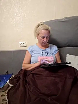 Snapshot of my_Kazka chatting on November 4, 2025, 4:50 pm my Kazka online show from November 4, 2025, 4:50 pm