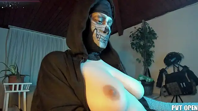 cos operator online show from February 11, 2026, 6:13 pm