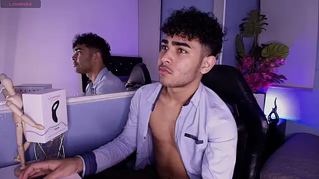 LucasCarterr  online show from September 19, 2025, 3:30 am