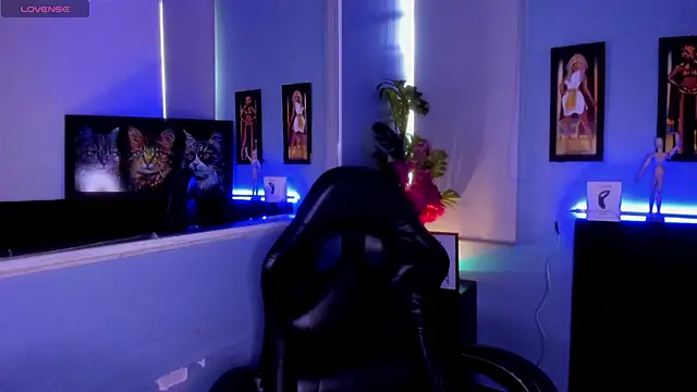 LucasCarterr  online show from November 5, 2025, 3:12 pm