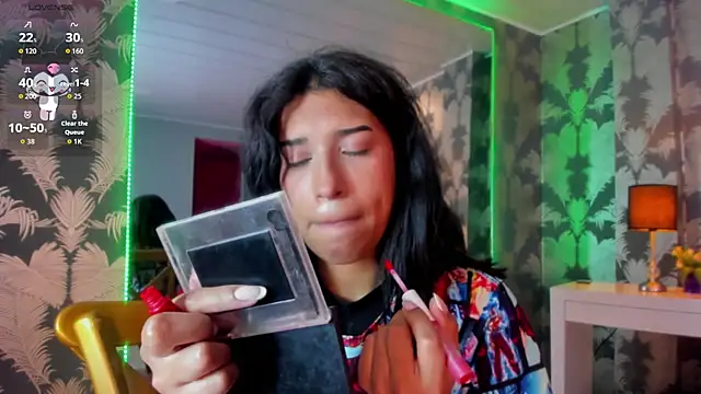 Karin Ks online show from February 4, 2026, 3:23 am