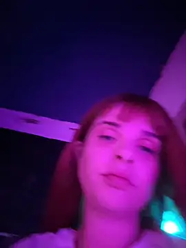 Snapshot of LoganPeny chatting on March 12, 2026, 5:13 am LoganPeny online show from March 12, 2026, 5:13 am