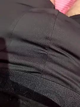 Snapshot of fitboy69 chatting on November 8, 2025, 3:45 pm fitboy69 online show from November 8, 2025, 3:45 pm